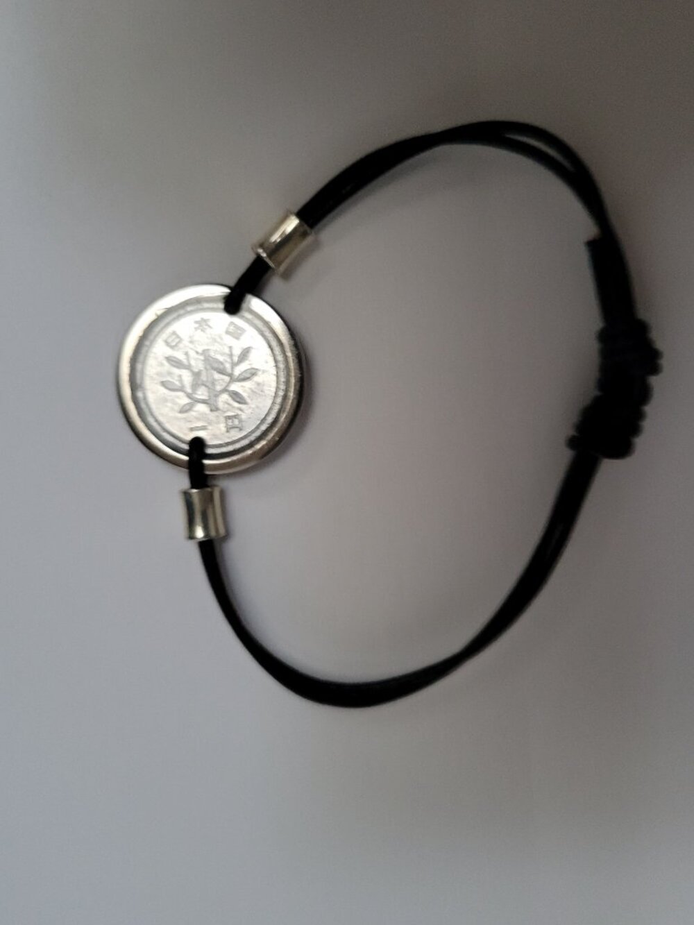 1992 Japanese 1 Yen Coin Resin Coated Handcrafted Bracelet - Unique Minimalist - Picture 10 of 10